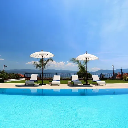 Alpsuites Safran アパート *