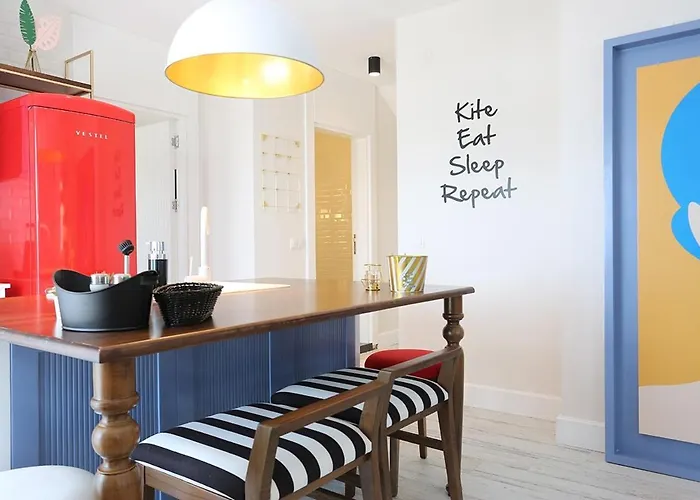 Alpsuites Safran 公寓 *